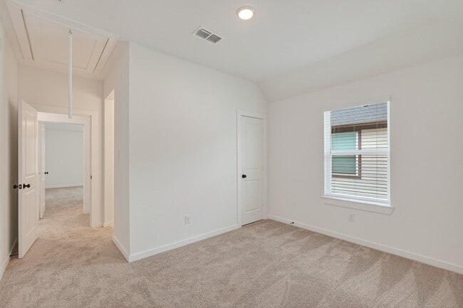 Building Photo - 9437 Pacific Crst Ct