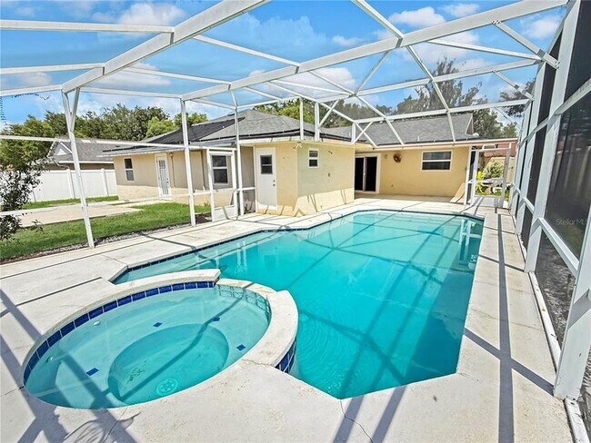Building Photo - 7308 Wethersfield Dr
