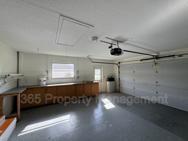 Building Photo - 21164 Burkhart Dr