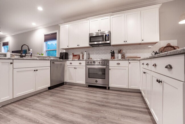 Building Photo - 8 Pintail Blvd
