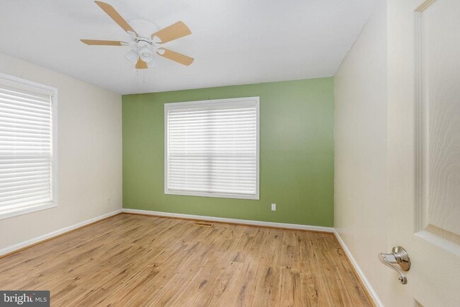 Building Photo - 8314 Myrtle Ln
