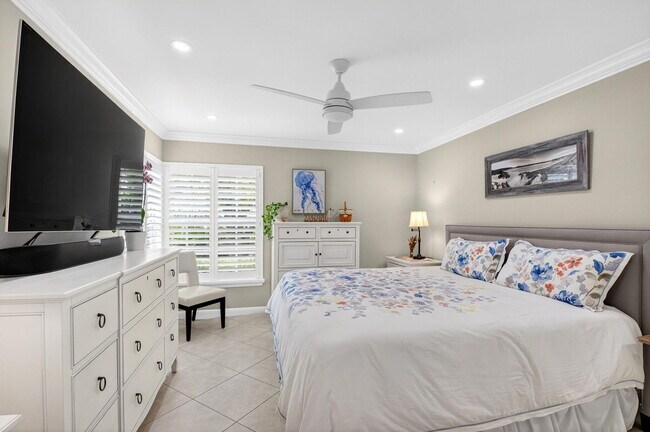 Building Photo - 75 Venetian Dr