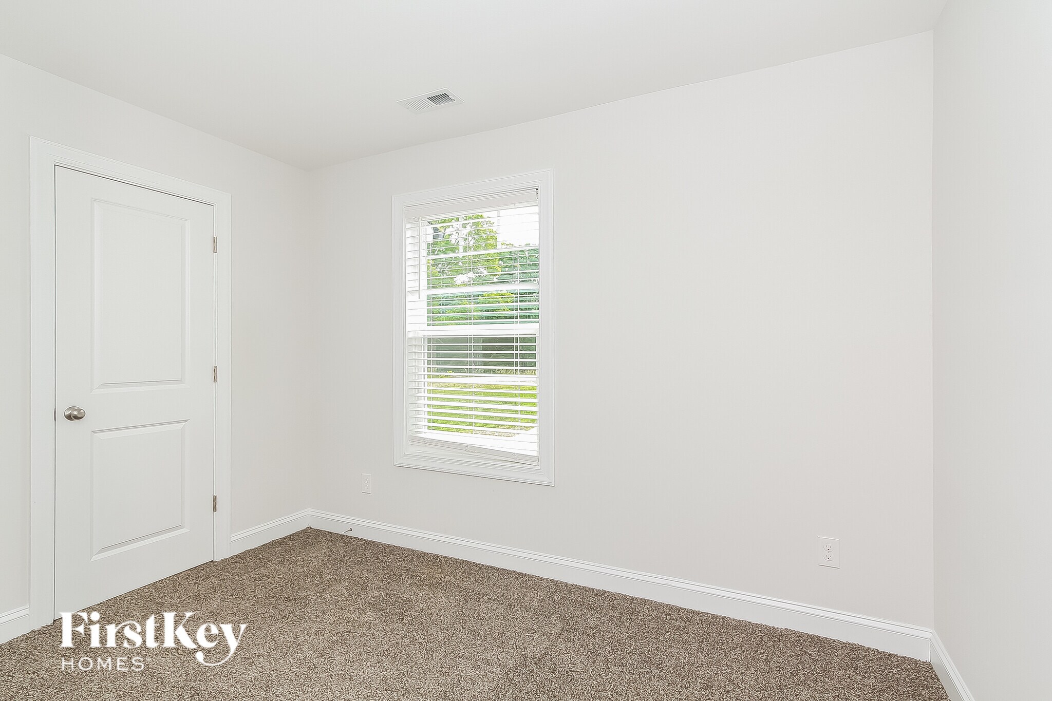 Building Photo - 2523 No Mans Ave