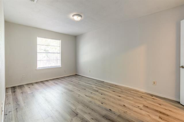 Building Photo - 14215 Haymeadow Dr