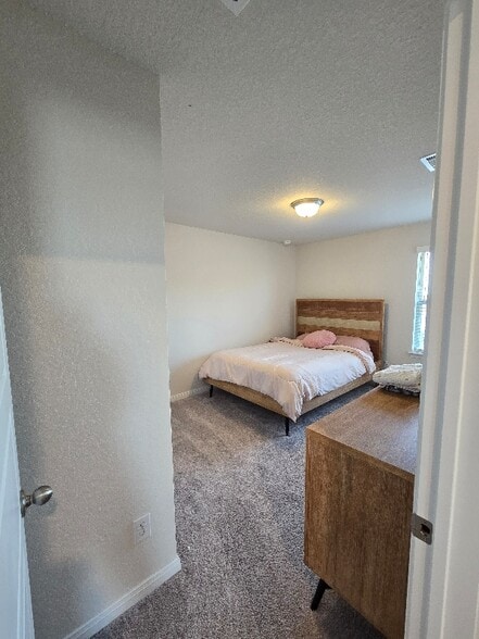 Building Photo - 9519 Bonito Fls Dr