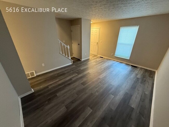 Building Photo - 5616 Excalibur Pl
