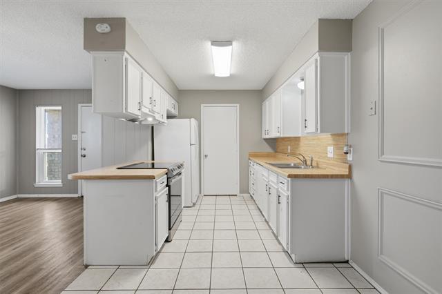 Building Photo - 128 Meador Ln