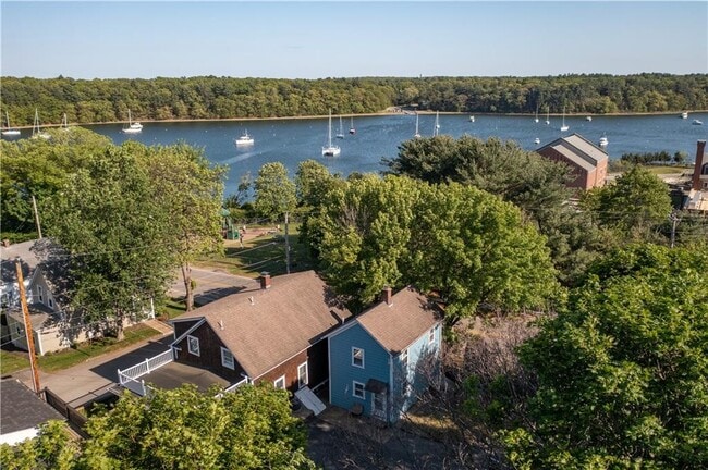 Building Photo - 85 Water St