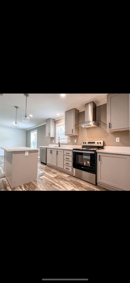 Building Photo - 5/3 Brooksville Available Now