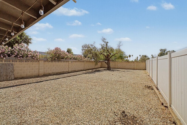 Building Photo - 2534 N 28th St