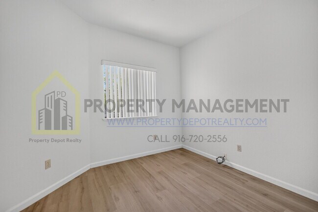 Building Photo - Charming 3-Bedroom Home with 2 Baths