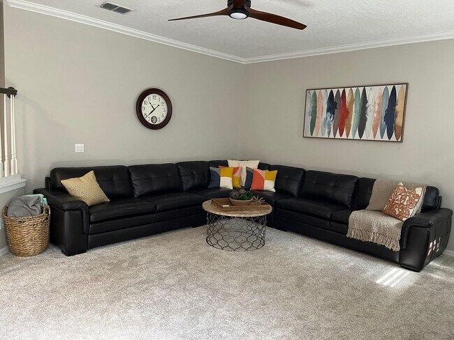 Building Photo - 5 Bedroom 3 Bath Lake Nona Santuary Availa...