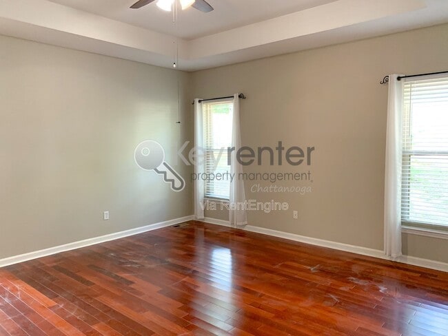 Building Photo - 7716 Royal Harbour Cir