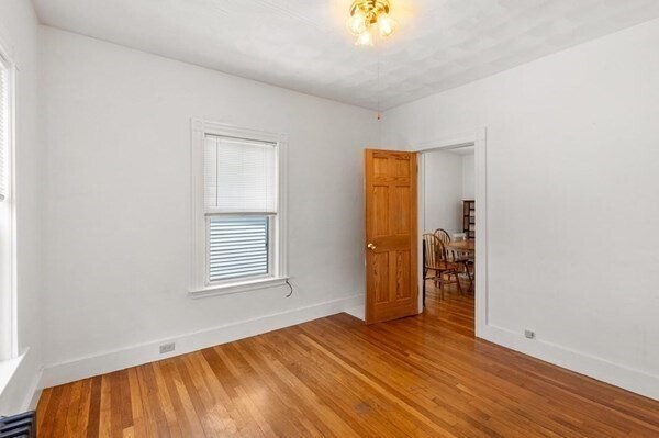 Building Photo - 21 Conwell St