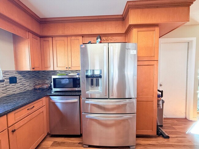 Building Photo - Updated 3BR Home with RV Parking, 2 Car Garage, & Solar – Orcutt