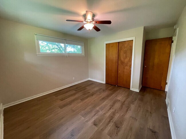 Building Photo - Tastefully Updated 3 Bedroom Home in McCan...
