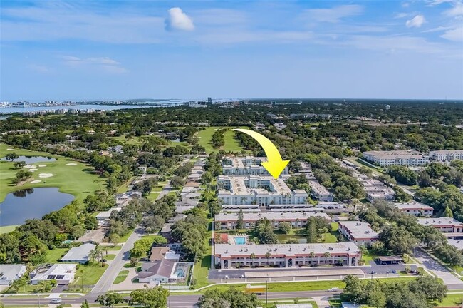 Building Photo - 1706 Belleair Forest Dr