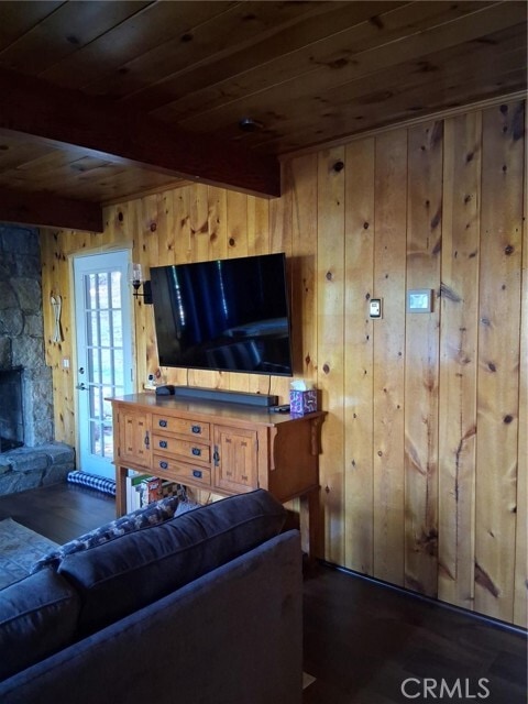 Building Photo - 210 Wylerhorn Dr