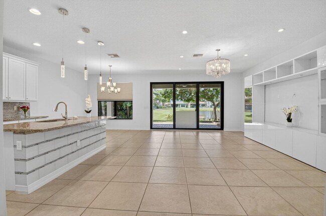 Building Photo - 8101 Ironstone Dr