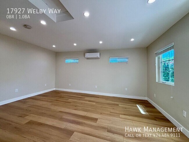 Building Photo - 17927 Welby Way