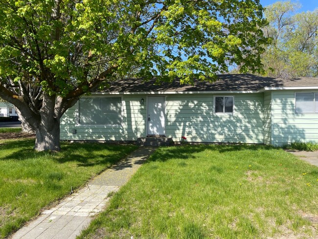 Primary Photo - House for Rent!!