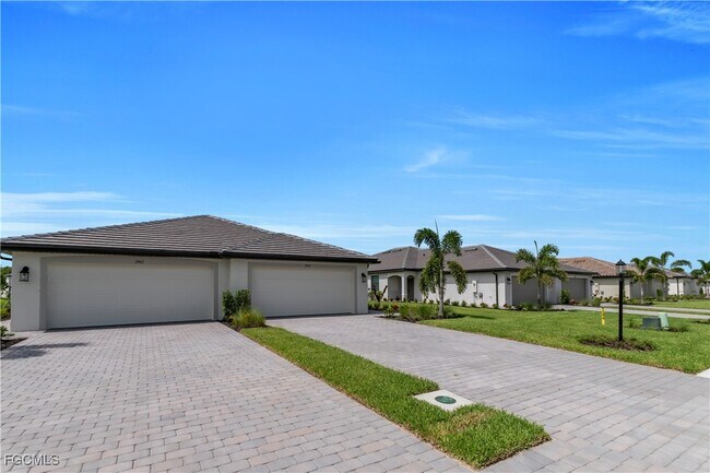 Building Photo - 19553 Hinkley Dr