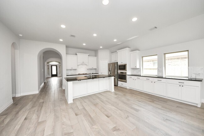 Building Photo - 4412 Mesquite Terrace Dr