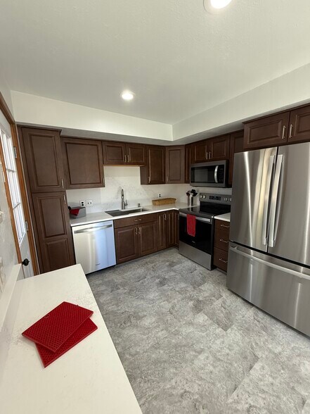 Kitchen - 11 Sun Way