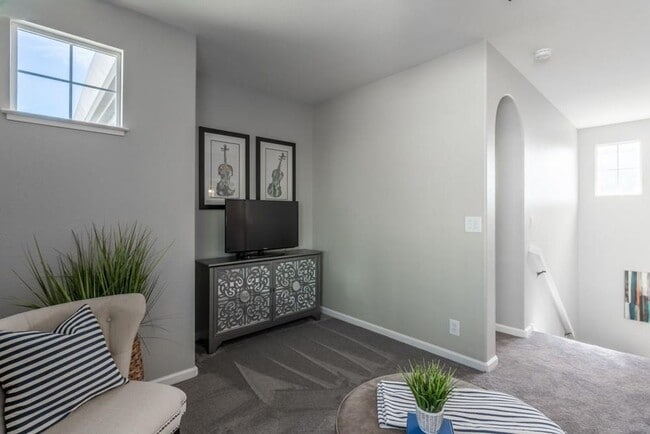 Building Photo - Stunning Updated Alameda Home w/ Backyard Deck & Custom Features