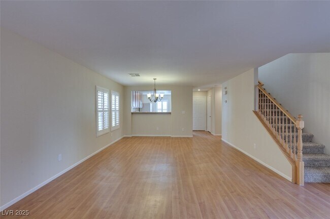 Building Photo - 656 Port Talbot Ave