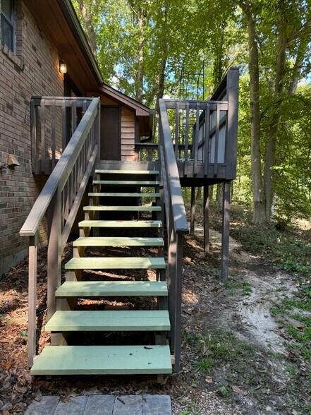 Building Photo - 2821 Seclusion Ct