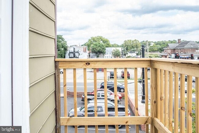 Building Photo - 12 Lafayette Sta