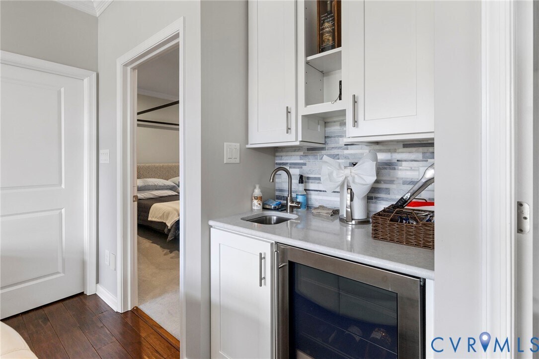 Building Photo - 3920 Village Commons Walk