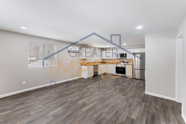 Building Photo - 2506 Legion Dr