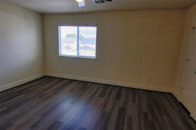 Building Photo - 6331 Torrance Elms Ct