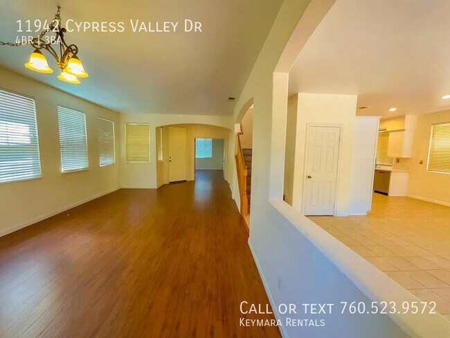 Building Photo - 11942 Cypress Valley Dr