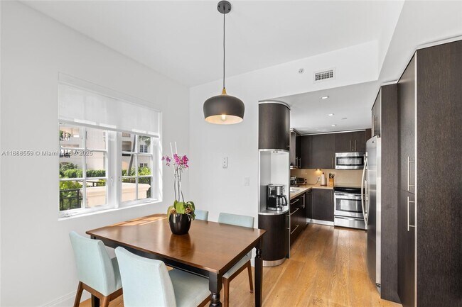 Building Photo - 19216 Fisher Island Dr