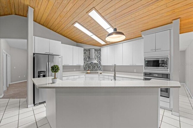 Building Photo - 1326 NW 57th St