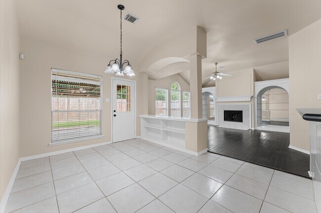 Building Photo - 5422 Melody Park