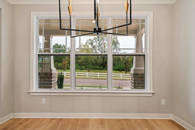 Building Photo - 531 Laurel Pk Dr