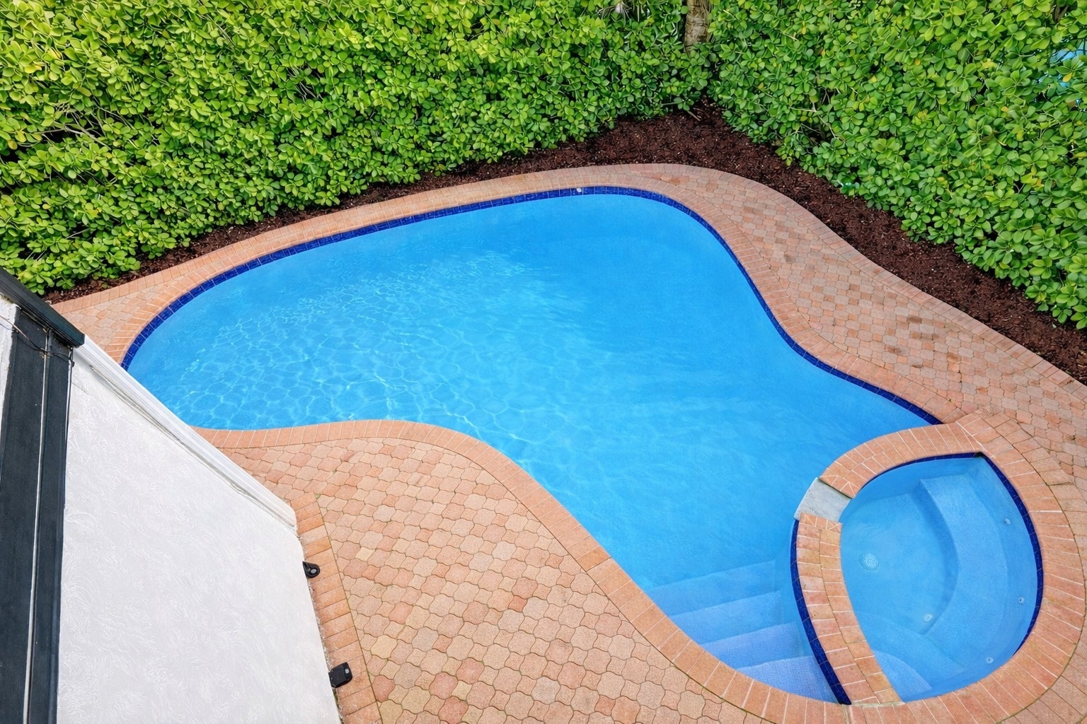 Building Photo - 1844 NE 26th Ave