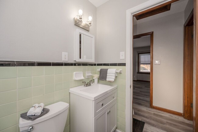 Building Photo - 10446 St Charles Rock Rd