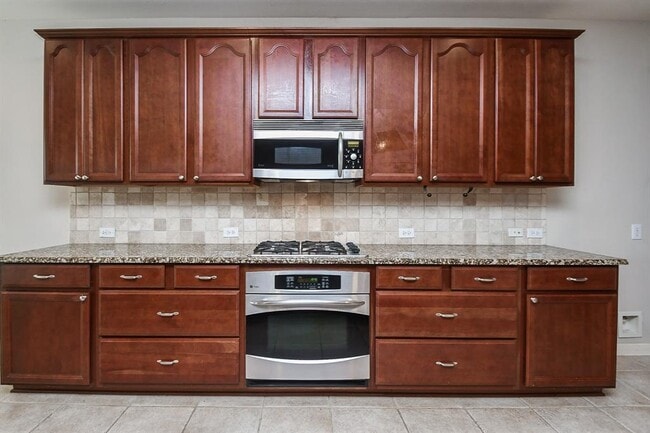 Building Photo - 5506 Plumero Meadow Dr