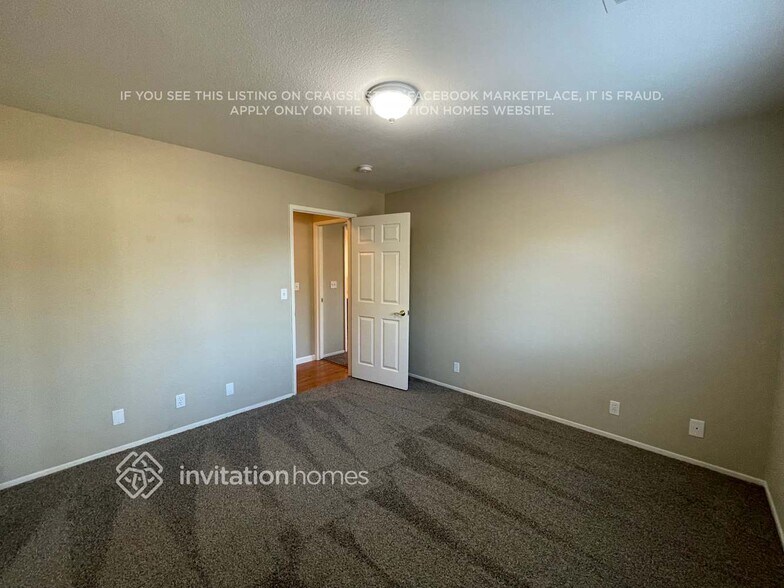 Building Photo - 1127 Cormorant Pl