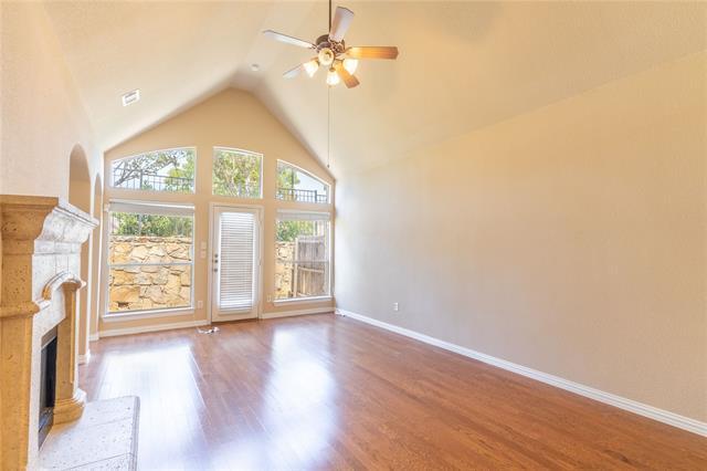 Building Photo - 2729 Tangerine Ln