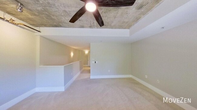 Building Photo - 444 S Blount St