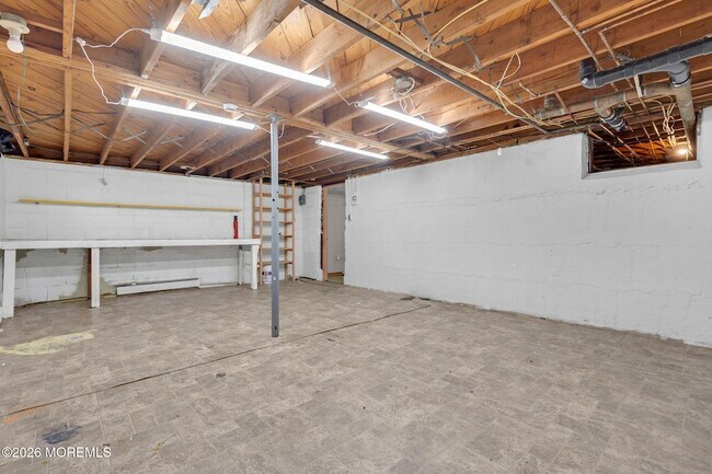 Building Photo - 405 Terrace Ave