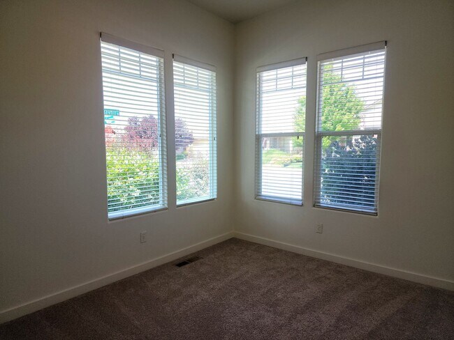 Building Photo - Adorable home in Kiley Ranch (Single Story)