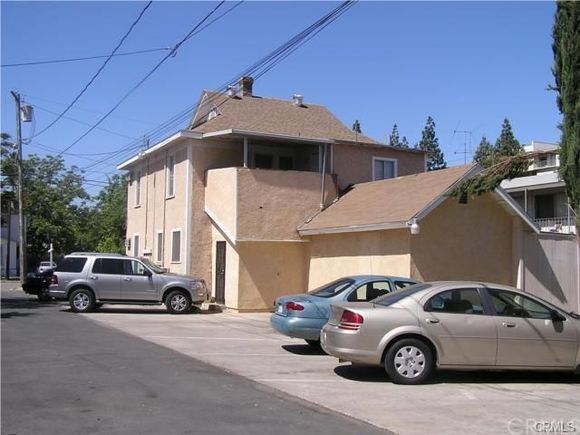 Building Photo - 3447 4th St
