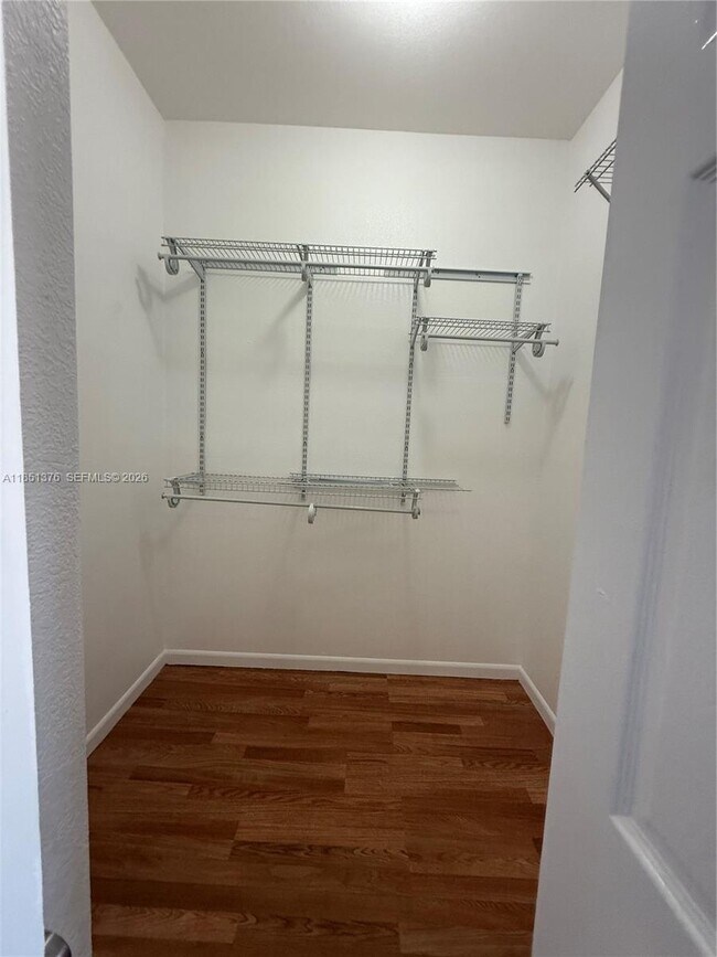 Building Photo - 1546 NW 45th St